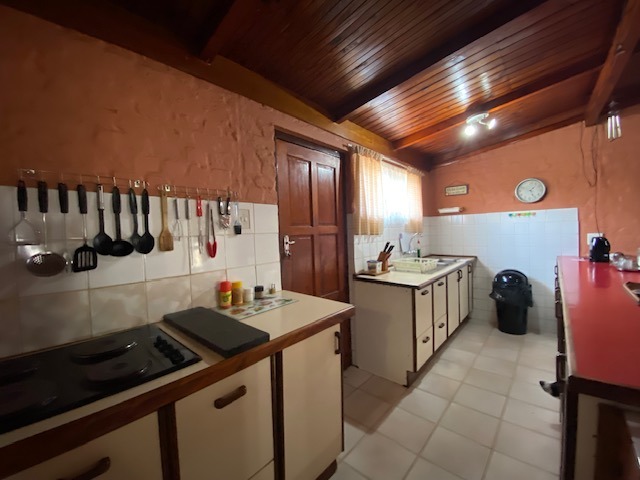 6 Bedroom Property for Sale in Hartebeesfontein Western Cape